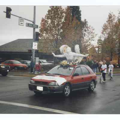 Photograph of the Springfield Christmas Parade, circa 1997