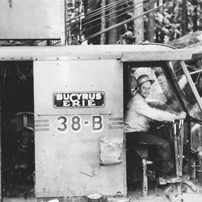 Weyerhauser Loader