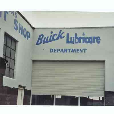 Photograph of Springfield Buick, circa 1990
