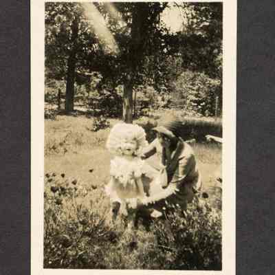 Photograph of unknown women and little child
