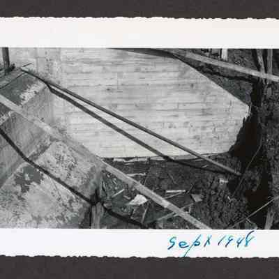 Photograph of the construction of the new dam at Booth-Kelly Lumber Mill