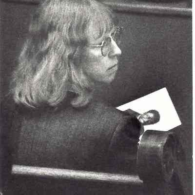 Photograph of Sandra Rennie