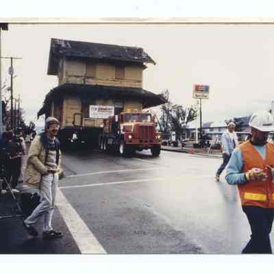Photograph of the Springfield Train Depot relocation, 1989