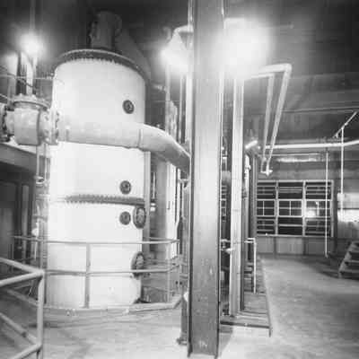 Willamette Valley Wood Chemical Company Alcohol Plant, Interior, 1946