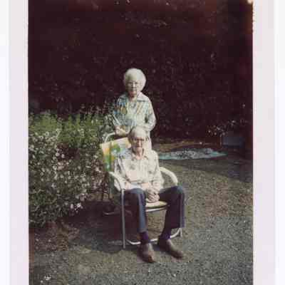 Photograph of Etta Davis and Bill Davis, Bill's 90th birthday, 1987