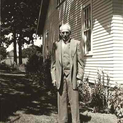 Photograph of "Papa" Vitus, 1940