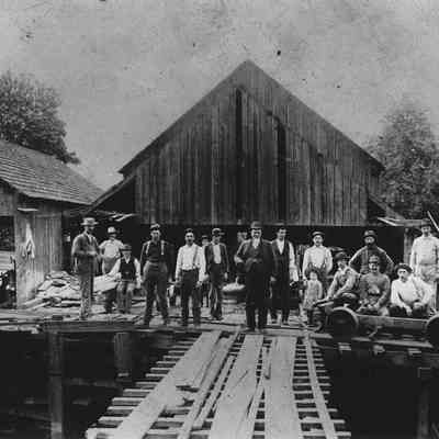 Photograph of early Springfield Saw Mill on the Willamette, Springfield, Oregon