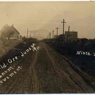 Photograph of Ninth Street looking north, Springfield, Oregon, 1911.