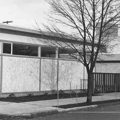 Photograph of New Library, Springfield, Oregon, 1958