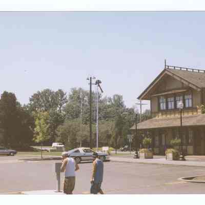Photograph of the Springfield Chamber of Commerce building, former Train Depot, circa 1992