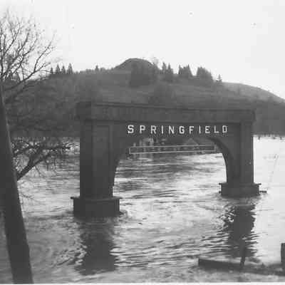 Photograph of Glenwood Flood; 1927