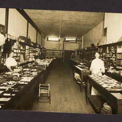 Photograph, Hills 5 & 10 Cent Store, Springfield, Date Unknown.