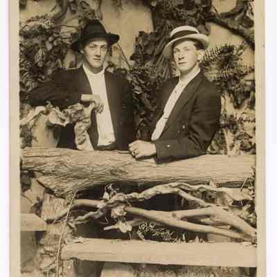 Postcard photograph of Bill Davis and Yale Smith, 1919