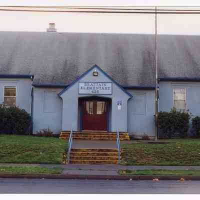 Photograph of "Brattain Elementary School", 425 10th St, Springfield, 1998
