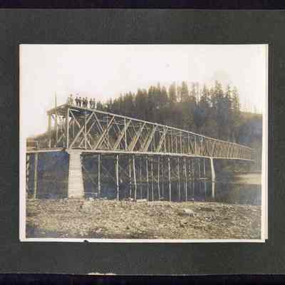 Photograph of Old Hendricks Bridge, circa 1900