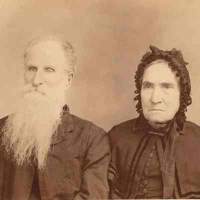 Photograph of Mahlon Harlow and Frances Tandy Harlow, parents of Adelia Harlow Day, undated