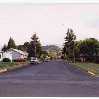 Photograph of North 12th St, Springfield, 1998