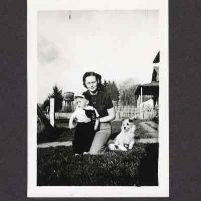 Photograph of Rita and Gordon Wright, Undated
