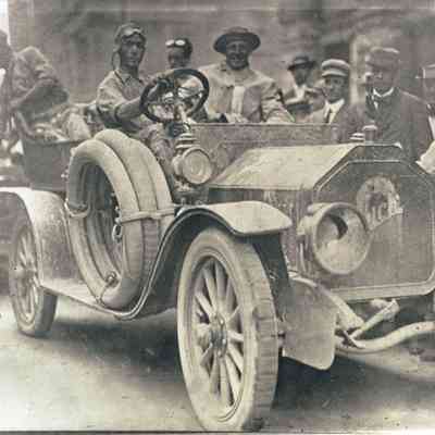 Photograph of a Buick automobile, circa 1910