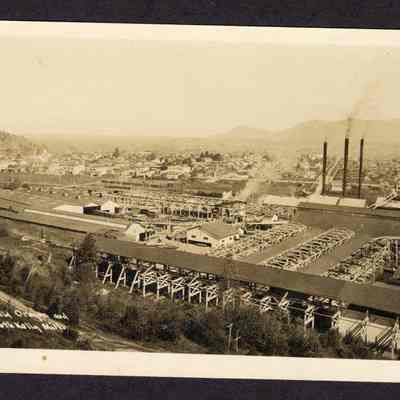 Postcard, Booth-Kelly Mill, Springfield, Oregon, Undated