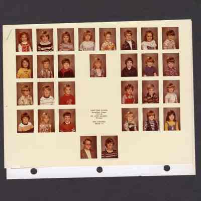 Photograph, Camp Creek School, Grades 1 and 2, 1977-1978.