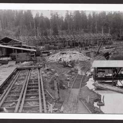 Photograph of Booth-Kelly Mill construction, Wendling, Oregon