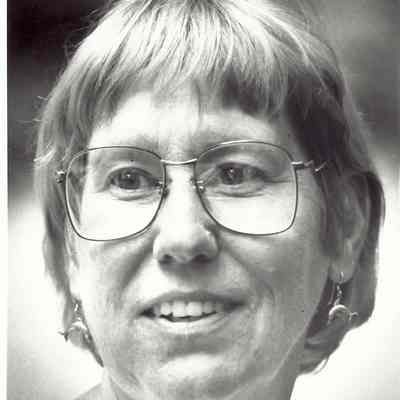 Photograph of Sandra Rennie