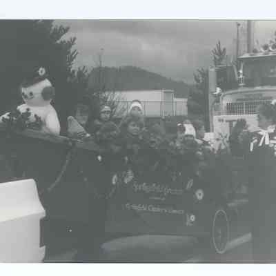 Photograph of the Springfield Greeters Float, Christmas Parade, circa 1980