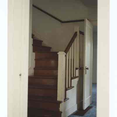 Photograph of an unknown house, Springfield, 1990