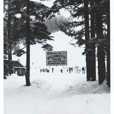 Photograph of Willamette Pass Ski area, Oregon, 1969