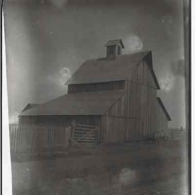 Mountjoy Barn in Harrisburg, Or.