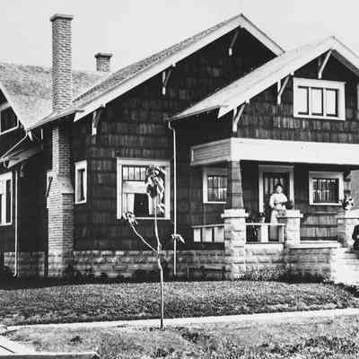 Photograph of McKlin House; 606 D St.