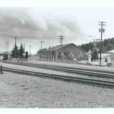 Photographs of Oregon Power Company Springfield Substation (Museum) and SUB Pump Station, 1995