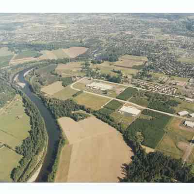 Aerial photograph of Springfield area, North from the McKenzie River to South, circa 1980