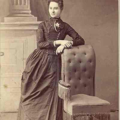 Photograph of Emma Azalea Dodd, circa 1890