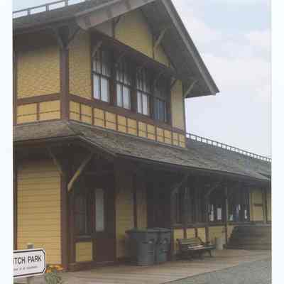 Photograph of the Springfield Train Depot, circa 1992