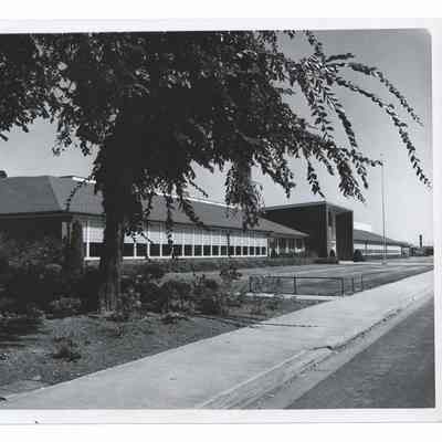 Photograph of Springfield Junior High, circa 1960