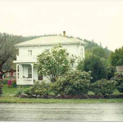 Photograph of Columbus Cole House, Marcola, Oregon