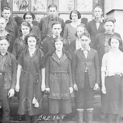 Photograph of Springfield High School senior class, Springfield, Oregon, 1923