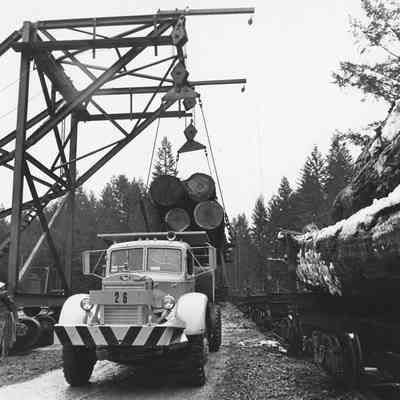Photograph of a logging truck #26, above Mabel, Oregon