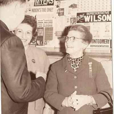 Photograph of unknown women