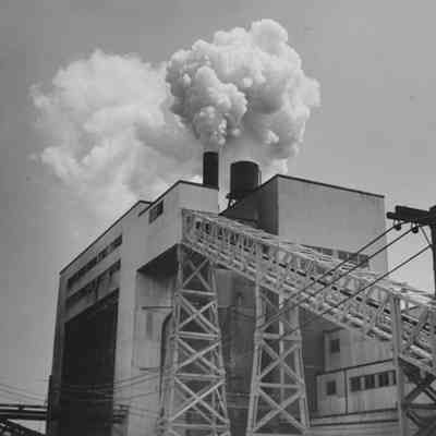 Willamette Valley Wood Chemical Company Alcohol Plant, 1946