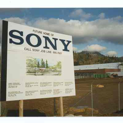 Photograph of the construction of the Sony plant, Springfield, circa 1995