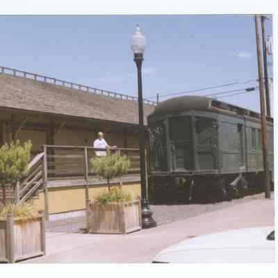 Photograph of the Springfield Chamber of Commerce building, former Train Depot, circa 1992