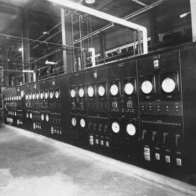 Willamette Valley Wood Chemical Company Alcohol Plant, Equipment, gauges and controls, 1946