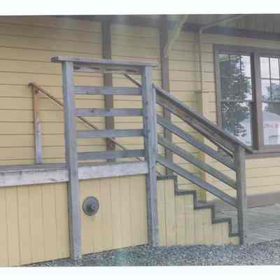 Photograph of the Springfield Train Depot, circa 1992