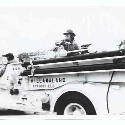 Photograph of the 1981 Christmas Parade, Springfield