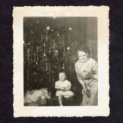 Photograph of Mae Myers and a child Charlene, circa 1940