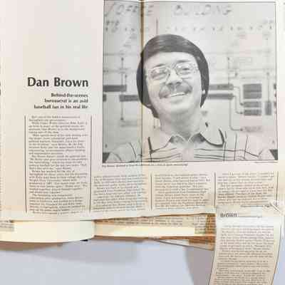 Pages 26-27 (Large clipping unfolded)