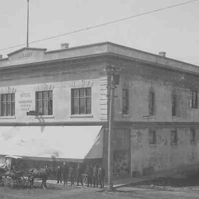 Photograph of Oldfellows Building, Springfield, Oregon, 1908
